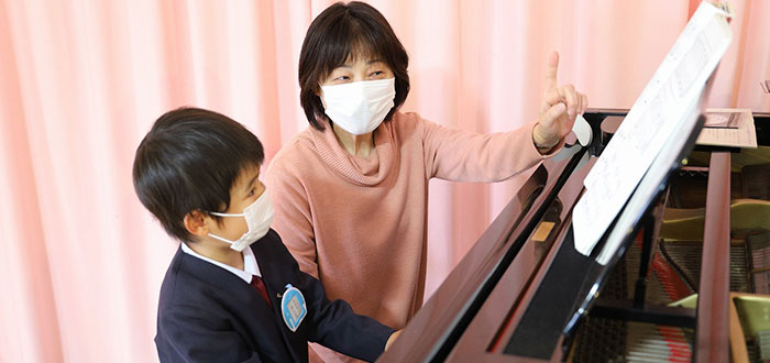 課外教室(教育時間後に園内で実施)